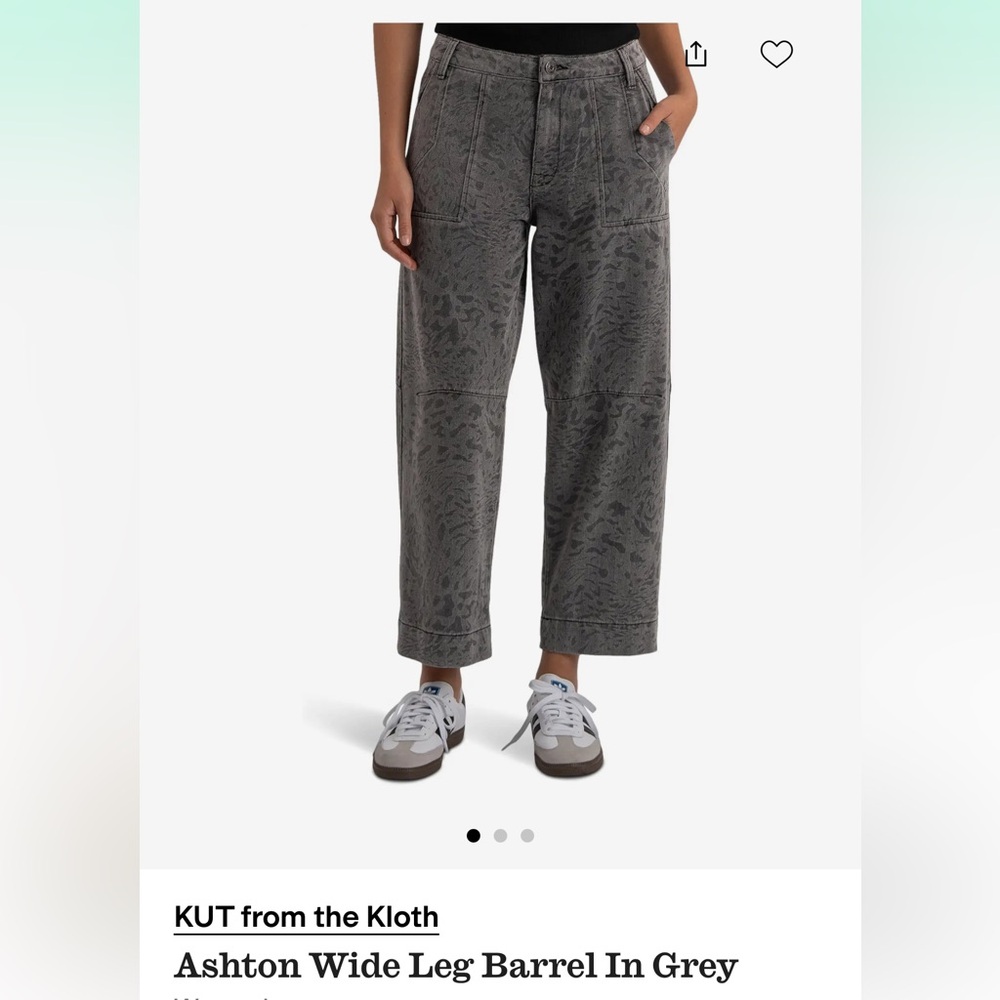 Kut from the Kloth Ashton Wide Leg Pants in Gray
